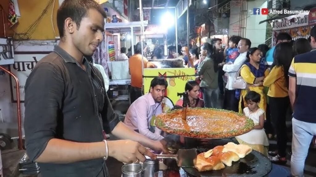 Sarafa Bazaar Indore food