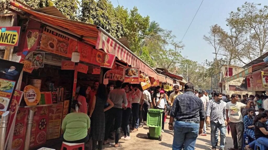 Chor Bazaar Mumbai