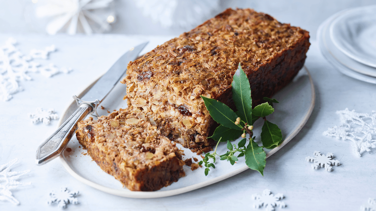 Ultimate Nut Roast Recipe: A Flavor-Packed Vegetarian Main Course