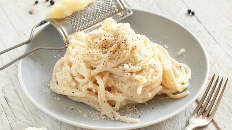 Cacio e Pepe Recipe